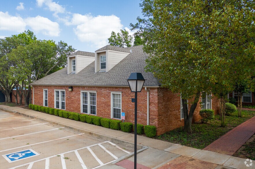 More Photos Of 1008 NW Grand Blvd, Oklahoma City Unknown For Lease