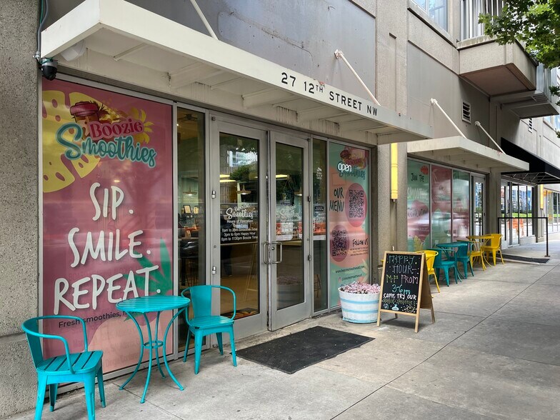 More Photos Of 1080 W Peachtree St NW, Atlanta Apartments For Lease