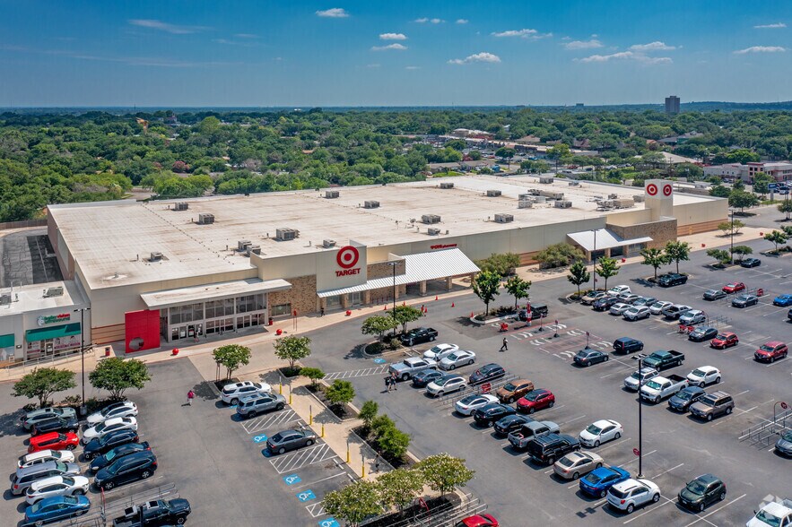 More Photos Of NW Loop 410 @ Blanco Rd, San Antonio Unknown For Lease