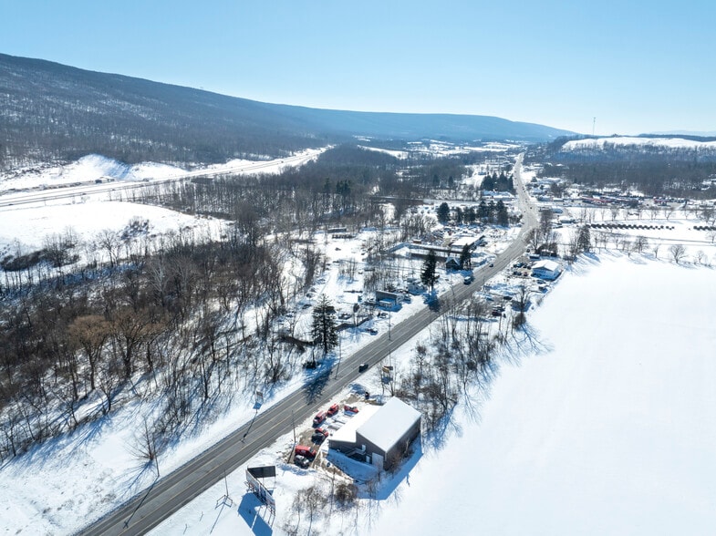 More Photos Of 3340 E Pleasant Valley Blvd, Altoona Freestanding For Sale