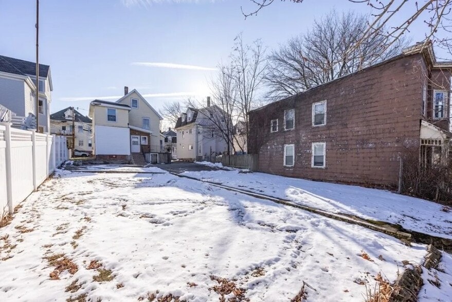 More Photos Of 0 Norwood Ave, Somerville Land For Sale