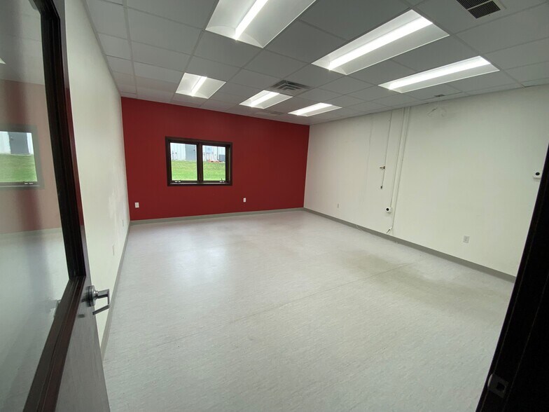 More Photos Of 5835 Shugart Ln, Traverse City Manufacturing For Lease