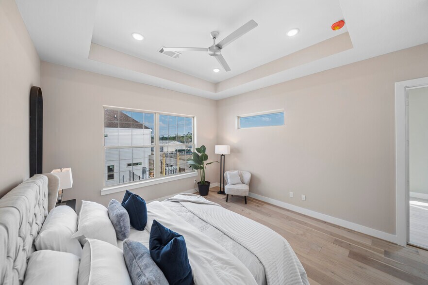 More Photos Of 2632 Paul Quinn St, Houston Apartments For Sale