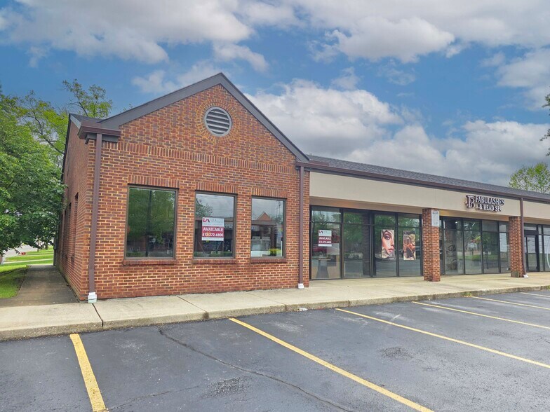 More Photos Of 9708 Kenwood Rd, Blue Ash Storefront For Lease
