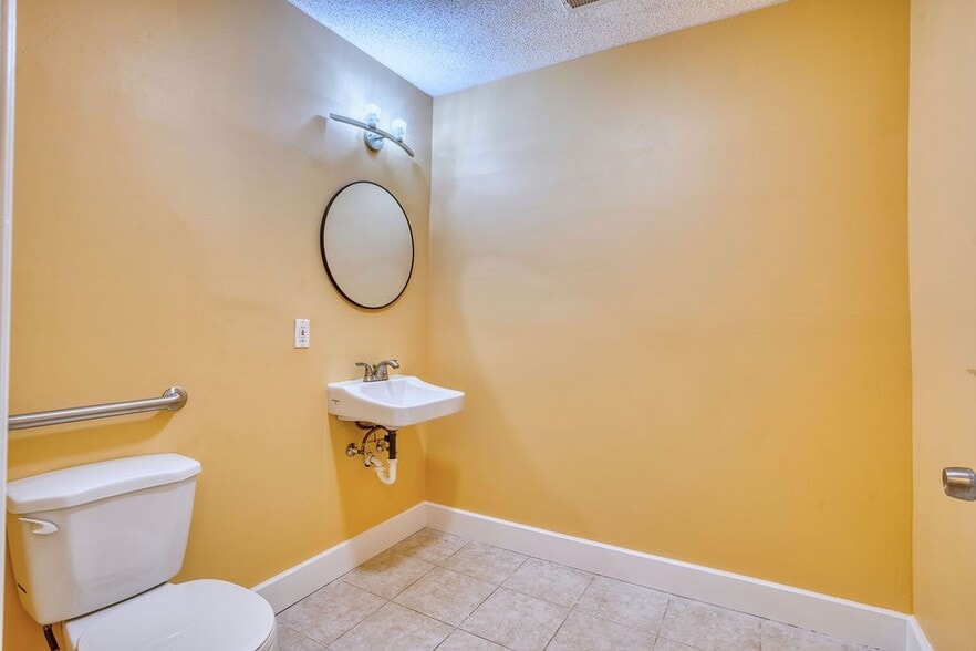 More Photos Of 226 E Main St, Union Storefront Retail Residential For Sale