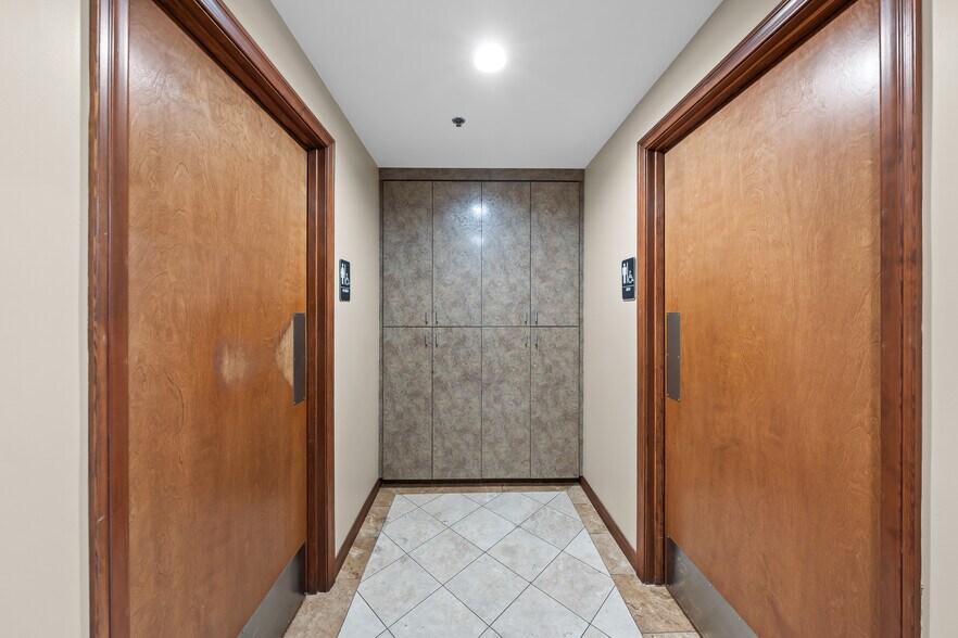 More Photos Of 122 Sheldon St, El Segundo Loft Creative Space For Sale