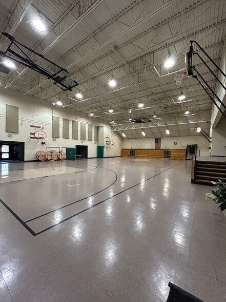 More Photos Of 4101 Saint Lawrence Ave, Matteson Schools For Sale