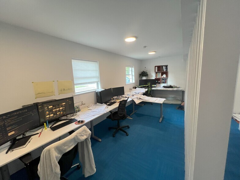 More Photos Of 2303 Line Ave, Shreveport Office For Sale