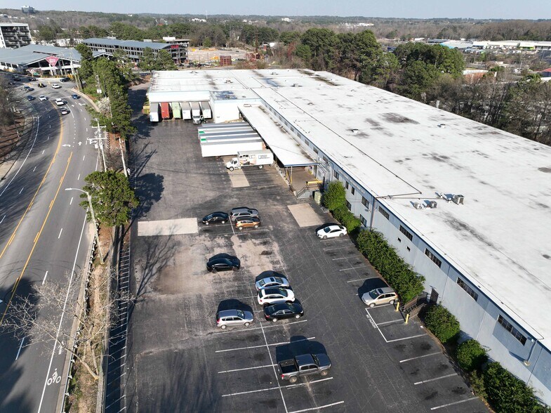 More Photos Of 2114 Atlantic Ave, Raleigh Warehouse For Lease