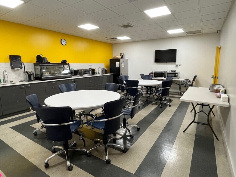 More Photos Of 19 Harbor Park Dr, Port Washington Warehouse For Sale