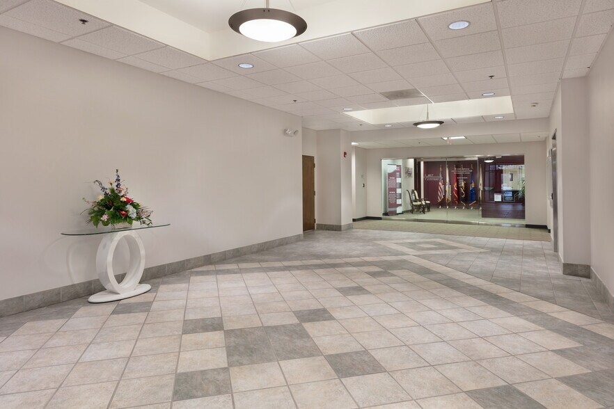 More Photos Of 16 Center St, Stafford Office For Lease