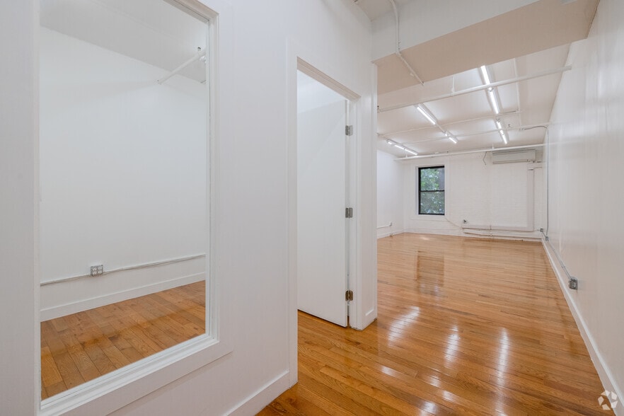 More Photos Of 68 E 131st St, New York Loft Creative Space For Lease