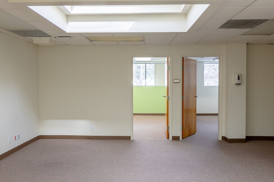 More Photos Of 85 Brookwood Ave, Santa Rosa Office For Lease