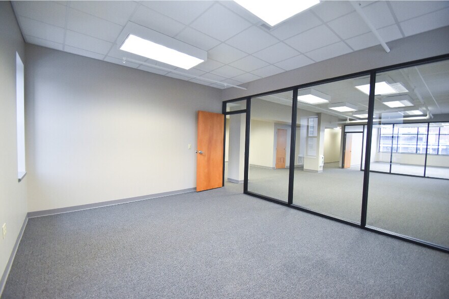 More Photos Of 57 Canal St, Lockport Office For Lease