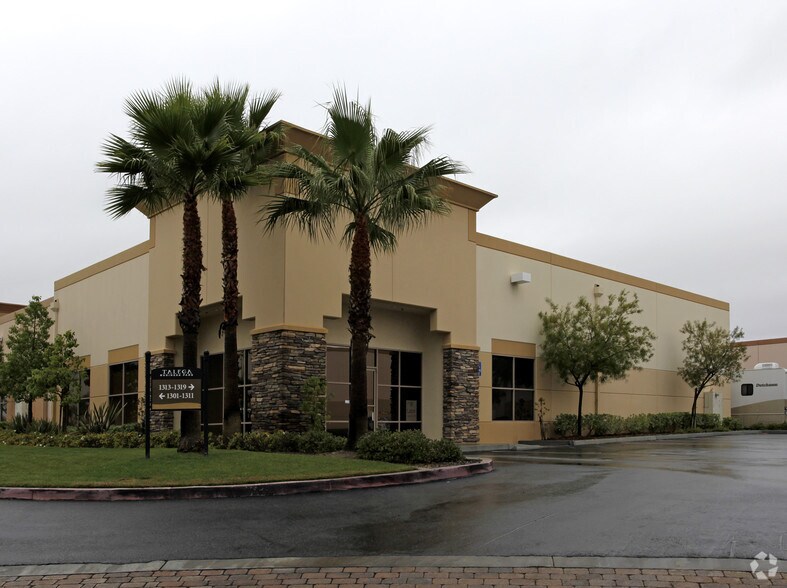 Primary Photo Of 1313 Calle Avanzado, San Clemente Manufacturing For Lease