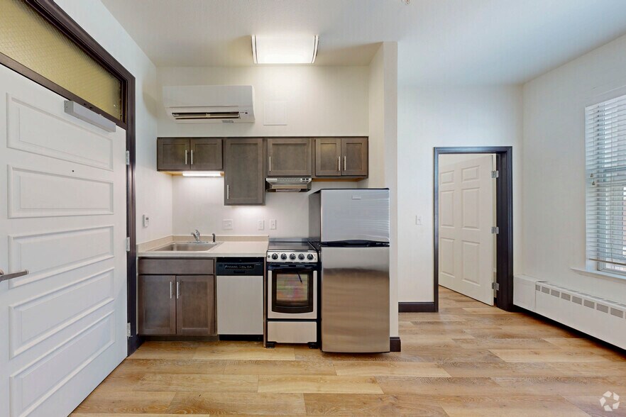 More Photos Of 172 N College Ave, Fort Collins Apartments For Lease