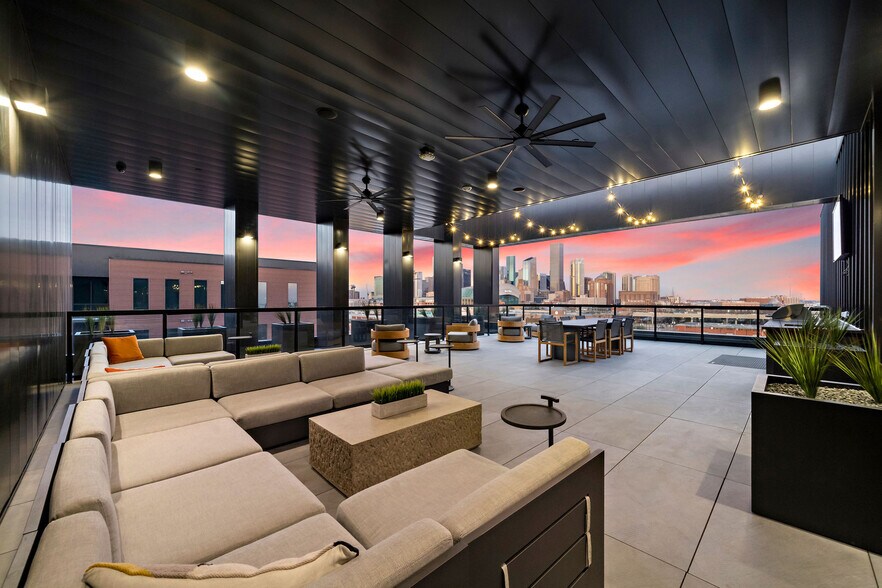 More Photos Of 2404 Navigation Blvd, Houston Apartments For Lease