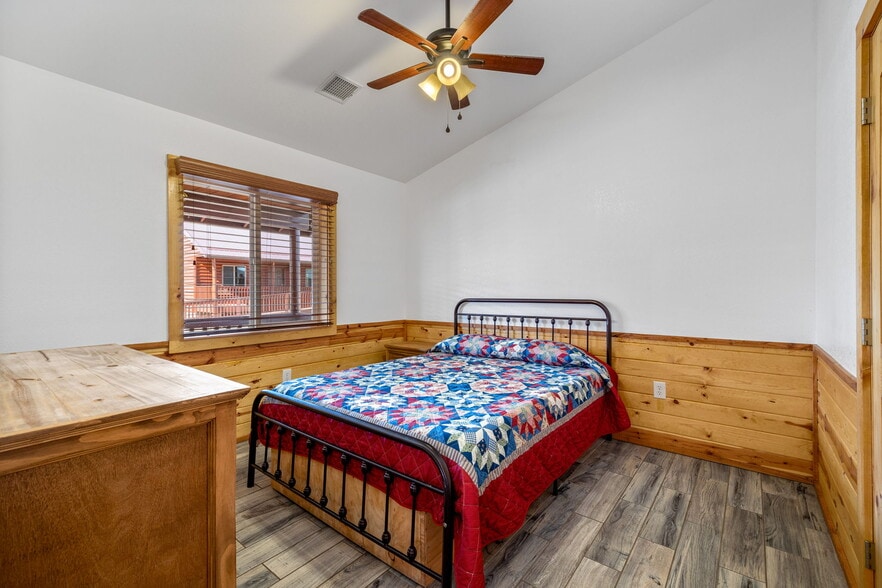 More Photos Of 2 County Road 2141 rd, Alpine Hotel For Sale