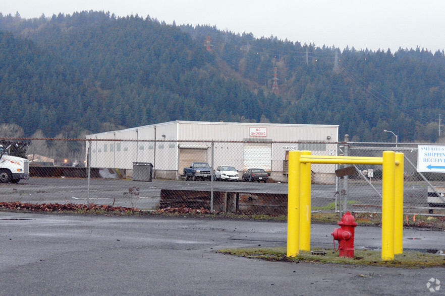 Primary Photo Of 10400 N Burgard Way, Portland Warehouse For Lease