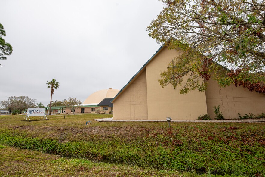 More Photos Of 6990 142nd Ave, Largo Religious Facility For Sale