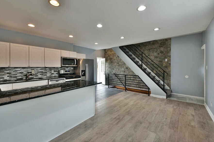 More Photos Of 2554 E Clearfield St, Philadelphia Multifamily For Sale