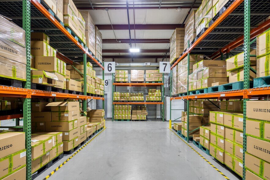 More Photos Of 3050 Matlock Dr, Kennesaw Light Manufacturing For Sale