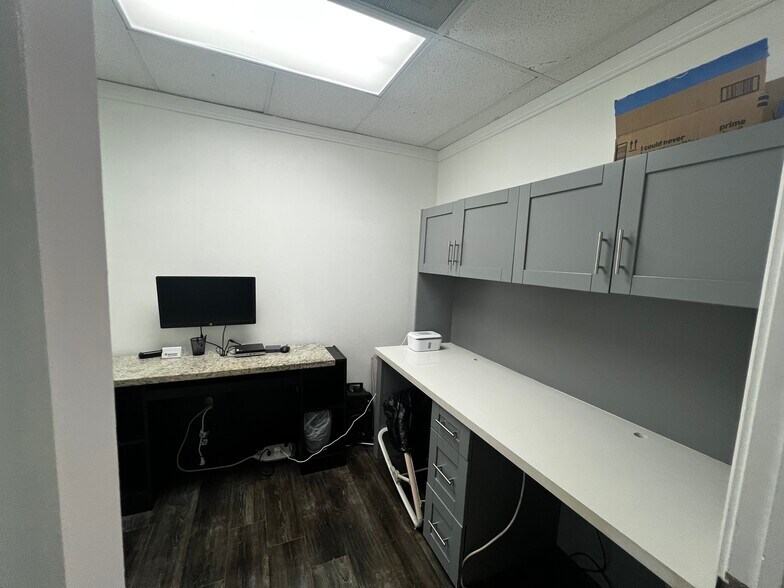 More Photos Of 13500 SW 88th St, Miami Medical For Sale
