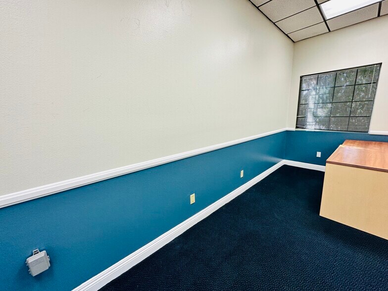 More Photos Of 370 W Grand Blvd, Corona Office For Sale