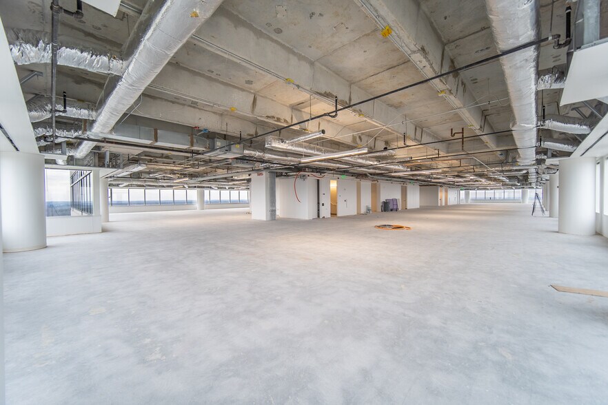 More Photos Of 1001 Summit Blvd, Atlanta Unknown For Lease