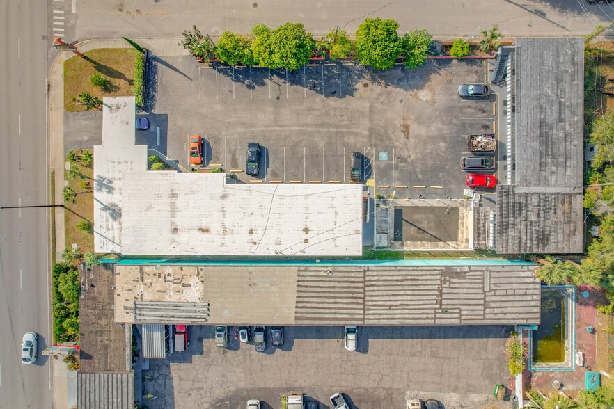 More Photos Of 307 E Vine St, Kissimmee Hotel For Sale