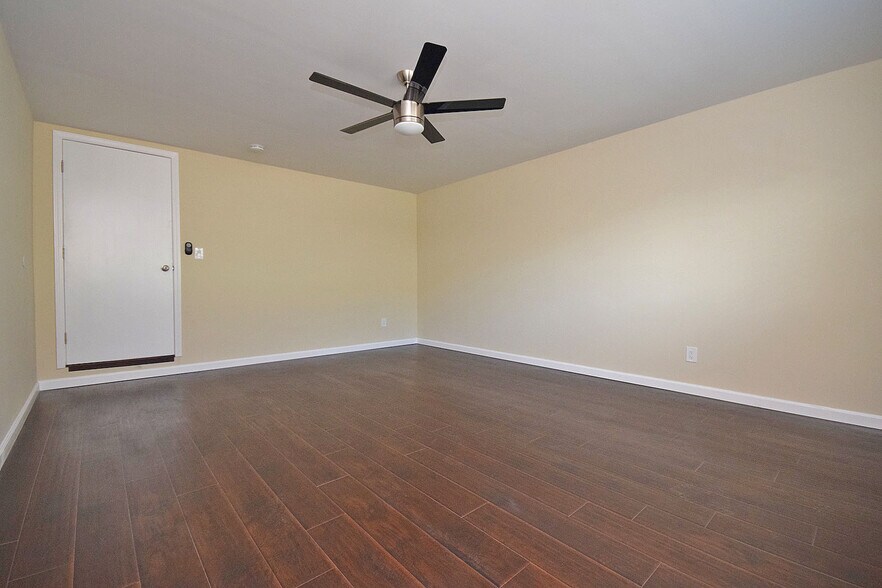 More Photos Of 16422 S Orchard Ave, Gardena Auto Repair For Sale