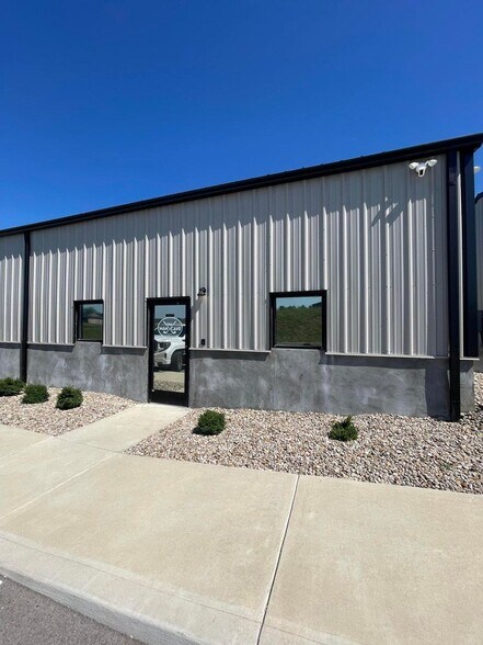 More Photos Of 1024 Golden Leaf Blvd, Richmond Light Manufacturing For Lease