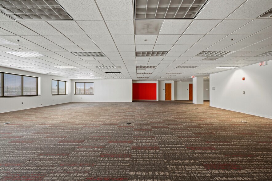 More Photos Of 3 Crowne Point Ct, Sharonville Office For Sale