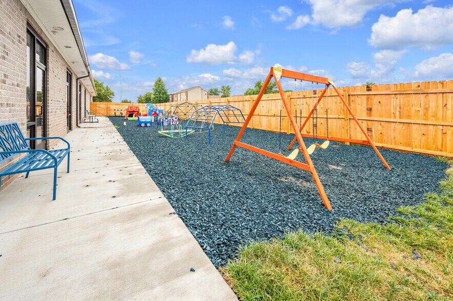 More Photos Of 101 Fairfield Dr, Nicholasville Daycare Center For Sale