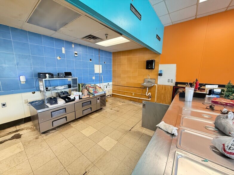 More Photos Of 4620-4692 Cottage Grove Rd, Madison Unknown For Lease