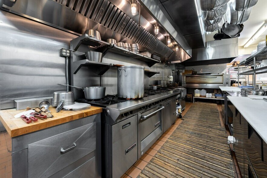 More Photos Of 376 River Rd, Shelton Restaurant For Sale