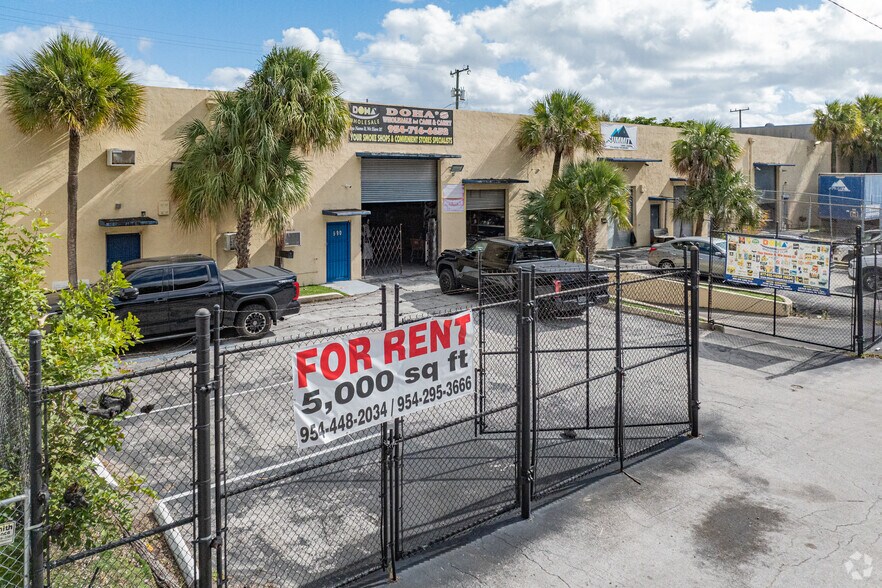 Primary Photo Of 960-990 NW 10th Ave, Fort Lauderdale Warehouse For Lease