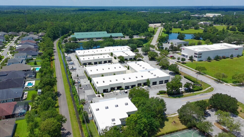 More Photos Of 150 St. Johns Business Pl, Saint Augustine Light Distribution For Lease