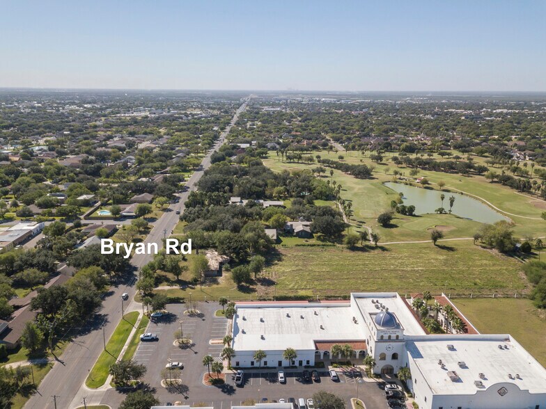 More Photos Of 1022 E Griffin Pky, Mission Medical For Sale