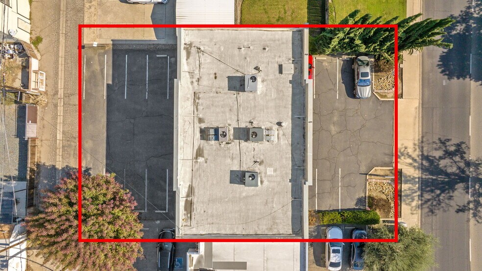 More Photos Of 1606 W Mineral King Ave, Visalia Office For Sale