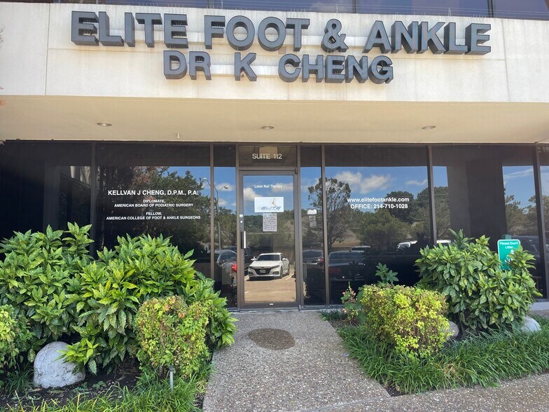 More Photos Of 4222 Trinity Mills Rd, Dallas Medical For Lease