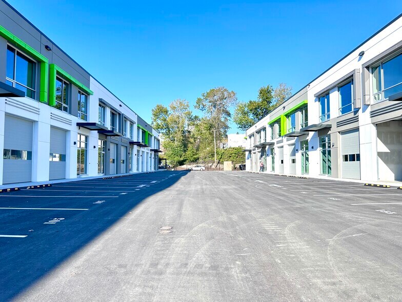 More Photos Of 951 E Kent Av N, Vancouver Warehouse For Sale