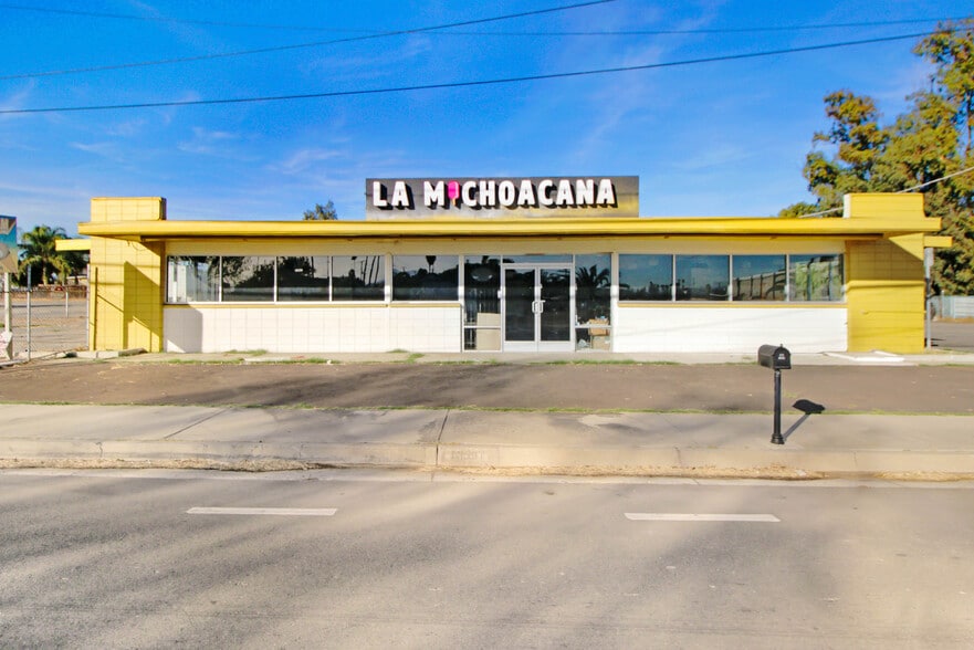 More Photos Of 10391 Arlington Ave, Riverside Warehouse For Sale