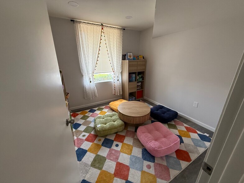 More Photos Of 855 E Brown Rd, Mesa Medical For Sale