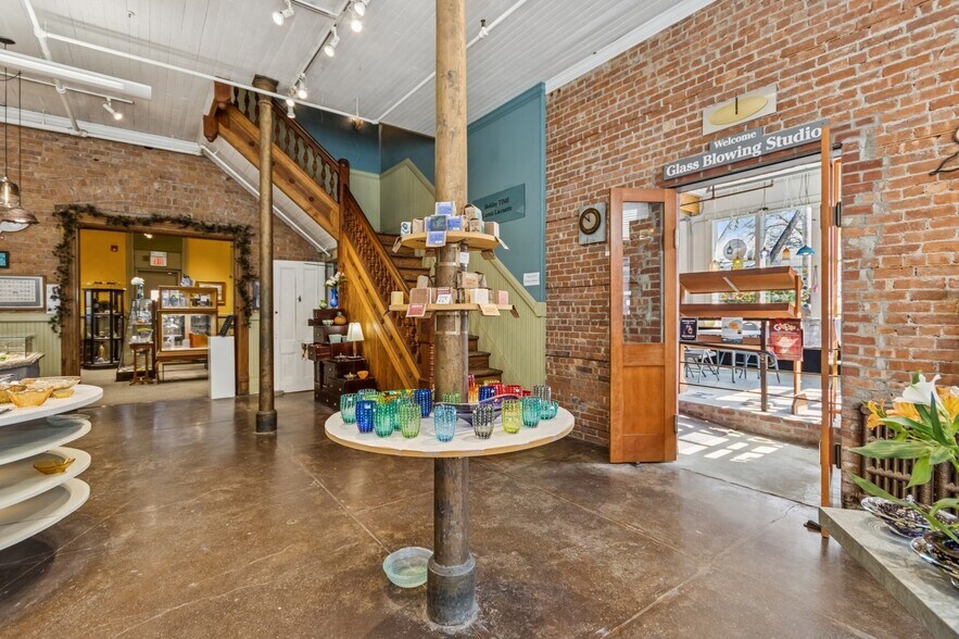 More Photos Of 162 Main St, Beacon Storefront Retail Residential For Sale