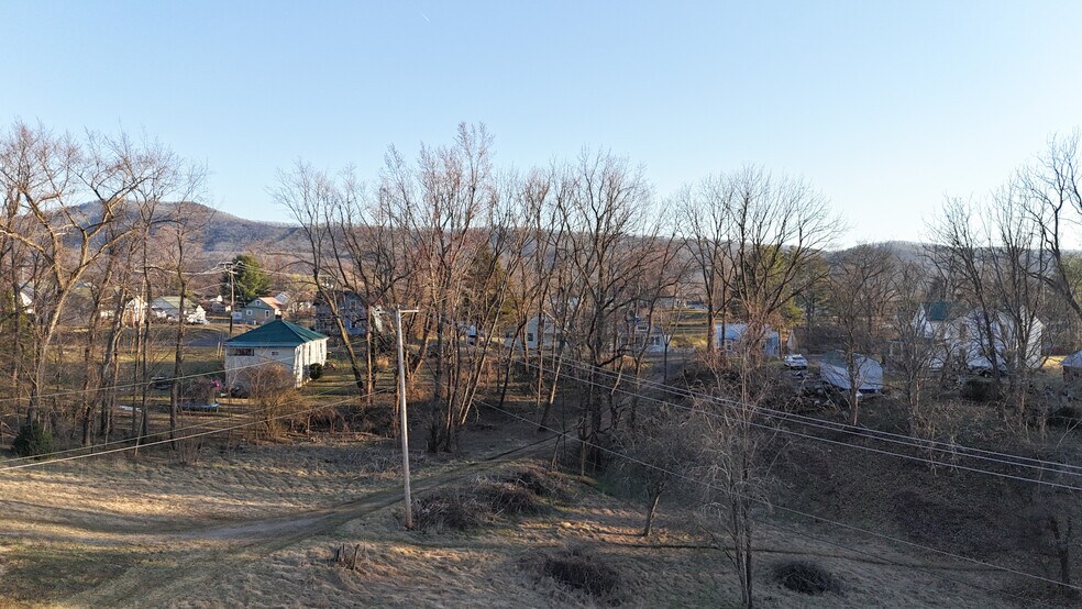 More Photos Of 745 Peppers Ferry Rd, Pulaski Land For Sale