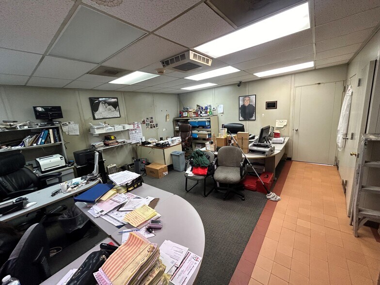 More Photos Of 197 34th St, Brooklyn Industrial For Sale