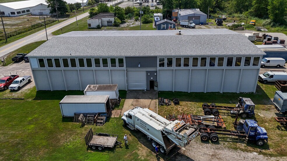 More Photos Of 237 State Rd, Ashtabula Manufacturing For Sale