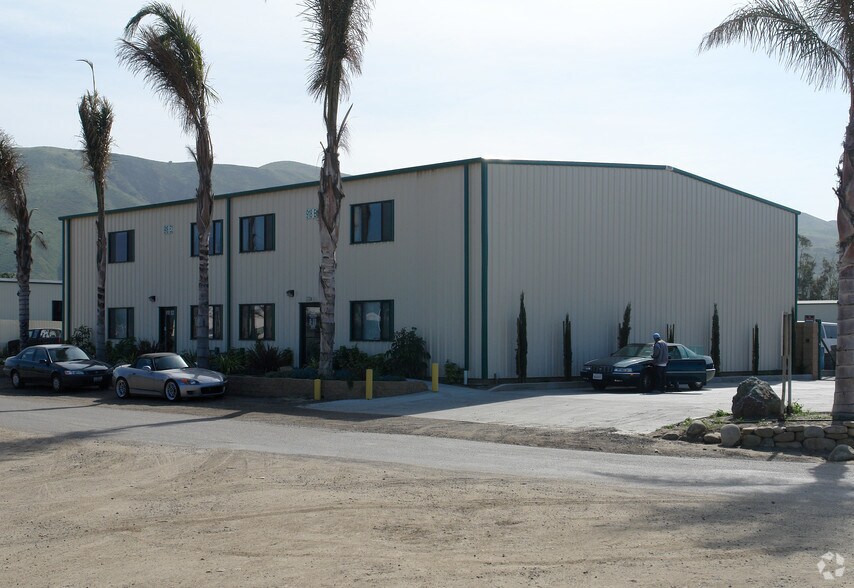 More Photos Of 918 Mission Rock Rd, Santa Paula Auto Salvage Facility For Sale