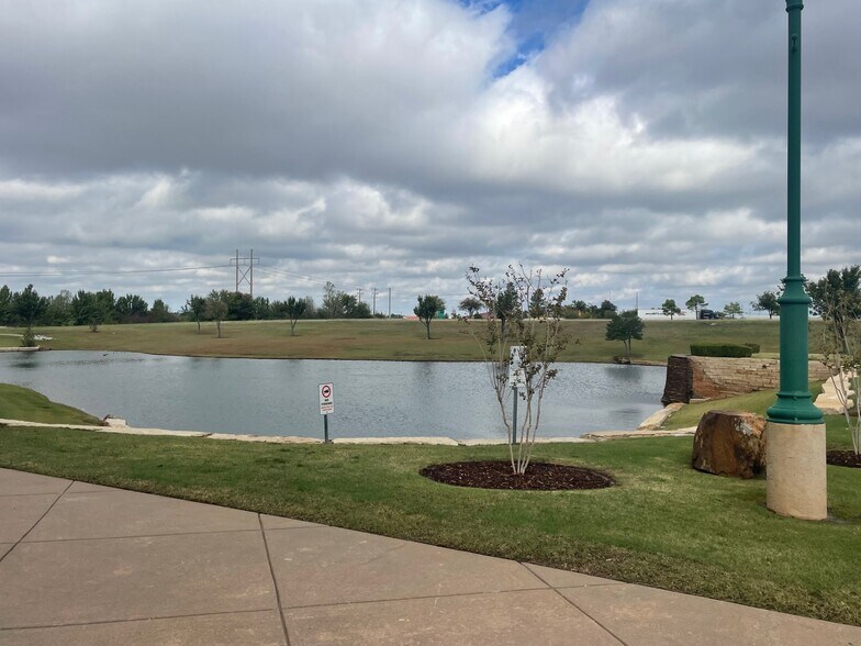 More Photos Of 7919 Mid America Blvd, Oklahoma City Unknown For Lease